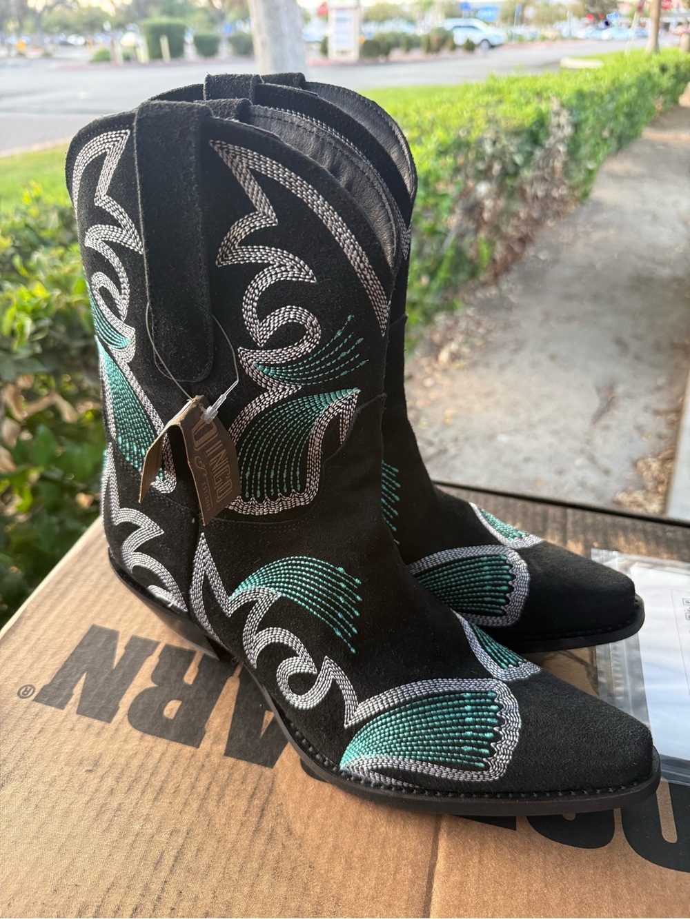 dingo Black Suede Western Ankle Boots with Teal & White Embroidery